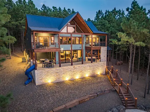 319 Lukfata Fork Trail, Broken Bow, OK 74728