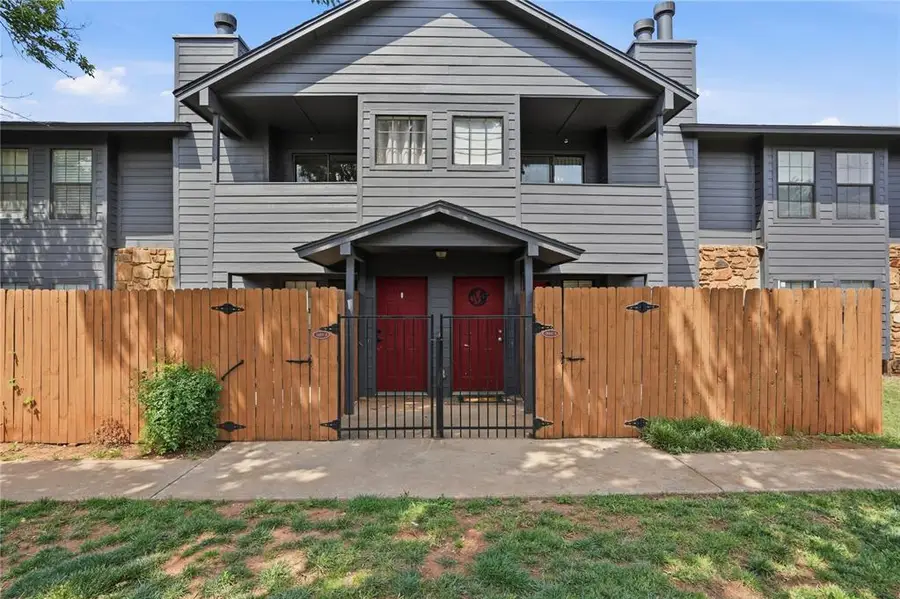 14415 N Pennsylvania Avenue #L, Oklahoma City, OK 73134 - #2