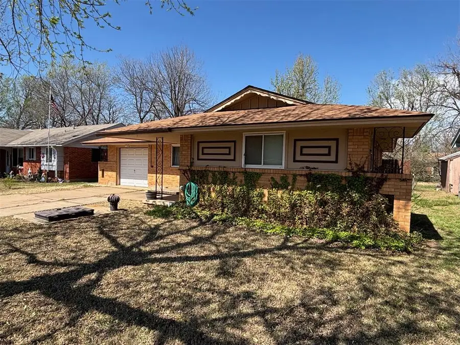 609 W Main Street, Moore, OK 73160 - #3