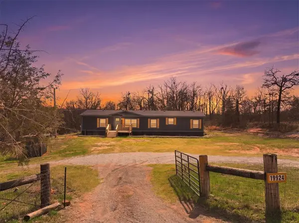 19924 Tealwood Road, Newalla, OK 74857