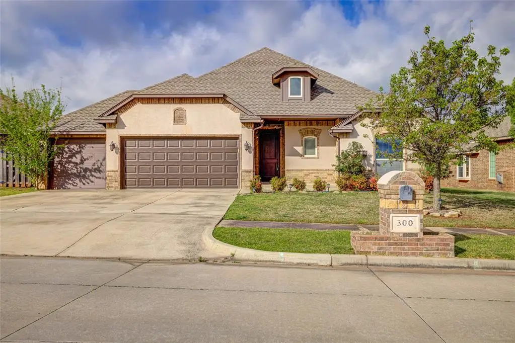 300 Summit Bend, Norman, OK 73071 - #1