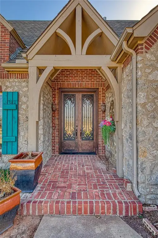 1220 Cloud Nine, Elk City, OK 73644