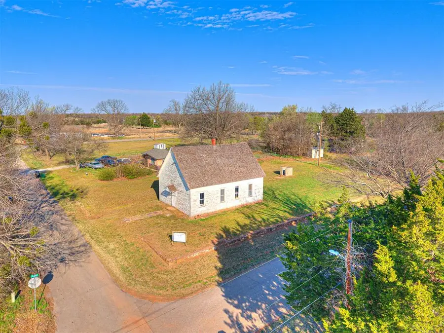 201 W 4th Street, Arcadia, OK 73007 - #3
