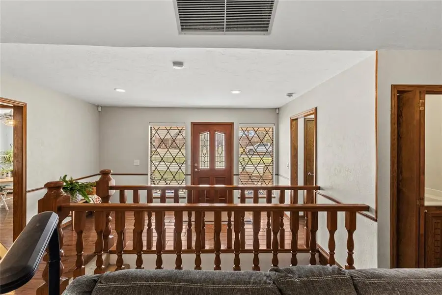 2400 Sunset Drive, Clinton, OK 73601 - #3