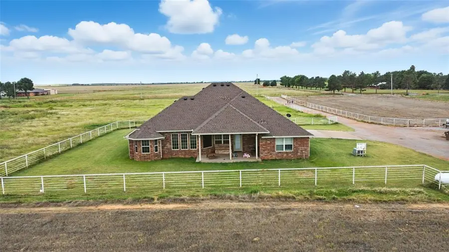 21321 E 1290 Road, Sentinel, OK 73664 - #2