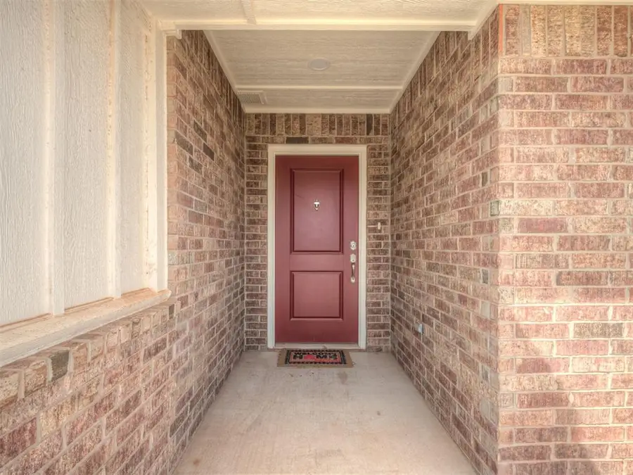 3013 Crossover Court, Moore, OK 73160 - #3