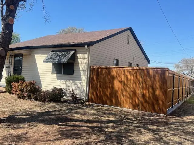 1029 E Walnut Street, Altus, OK 73521 - #2