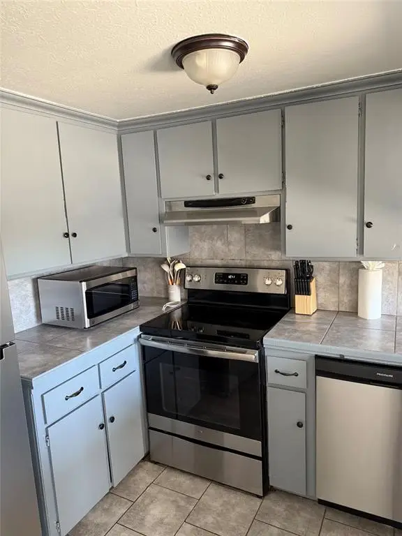 3231 N Utah Avenue, Oklahoma City, OK 73112 - #3