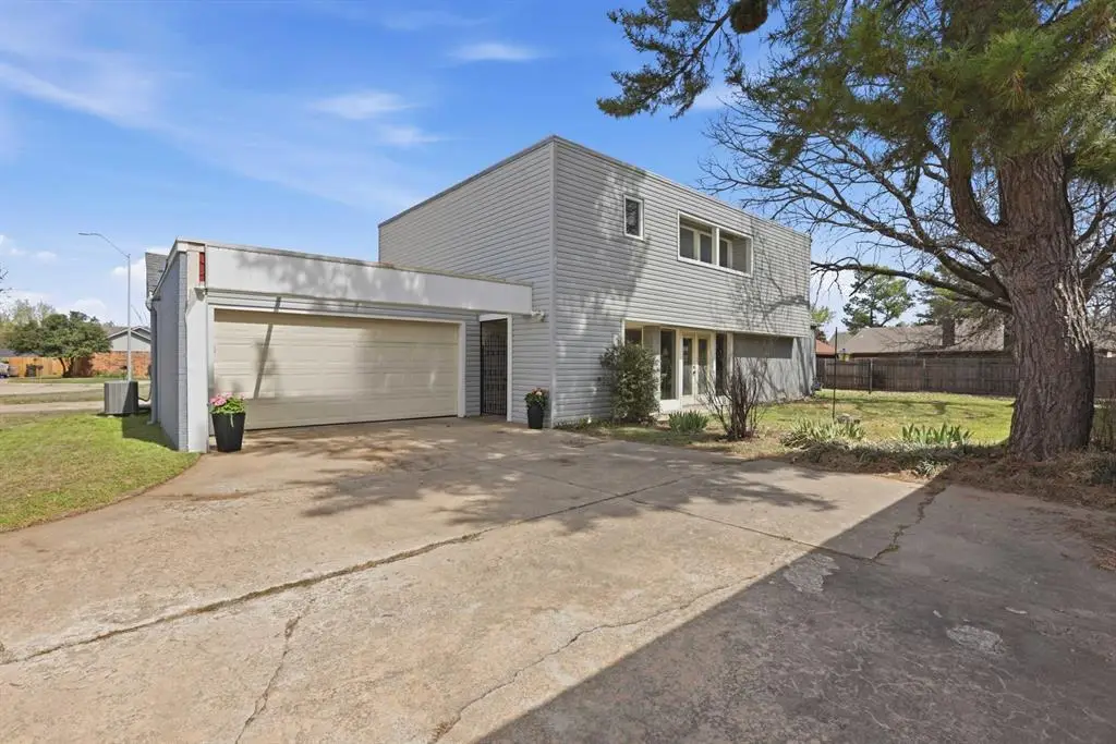 509 Fenwick Court, Norman, OK 73072 - #1