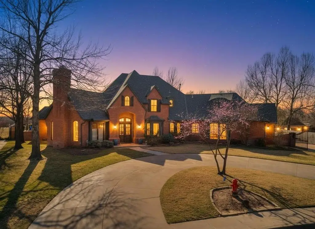 6013 Laquinta Drive, Edmond, OK 73025 - #1