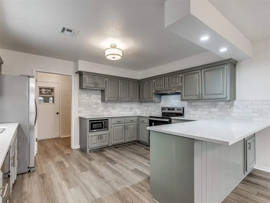 4900 NW 17th Street, Oklahoma City, OK 73127 - #3