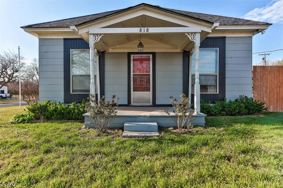 818 E Watts Street, El Reno, OK 73036 - #3