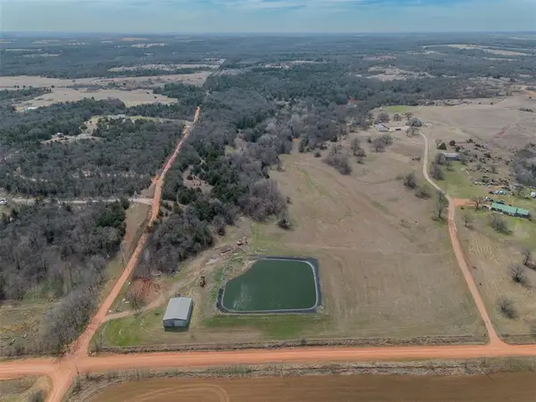 11075 E Prairie Grove Road, Guthrie, OK 73044