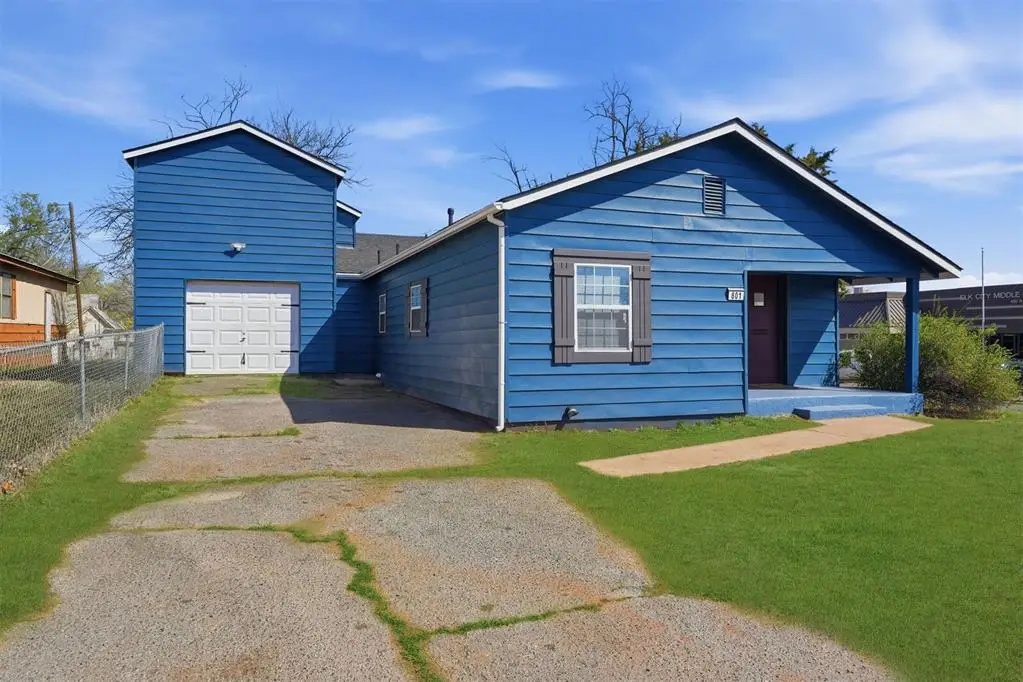 801 W 1st Street, Elk City, OK 73644 - #1