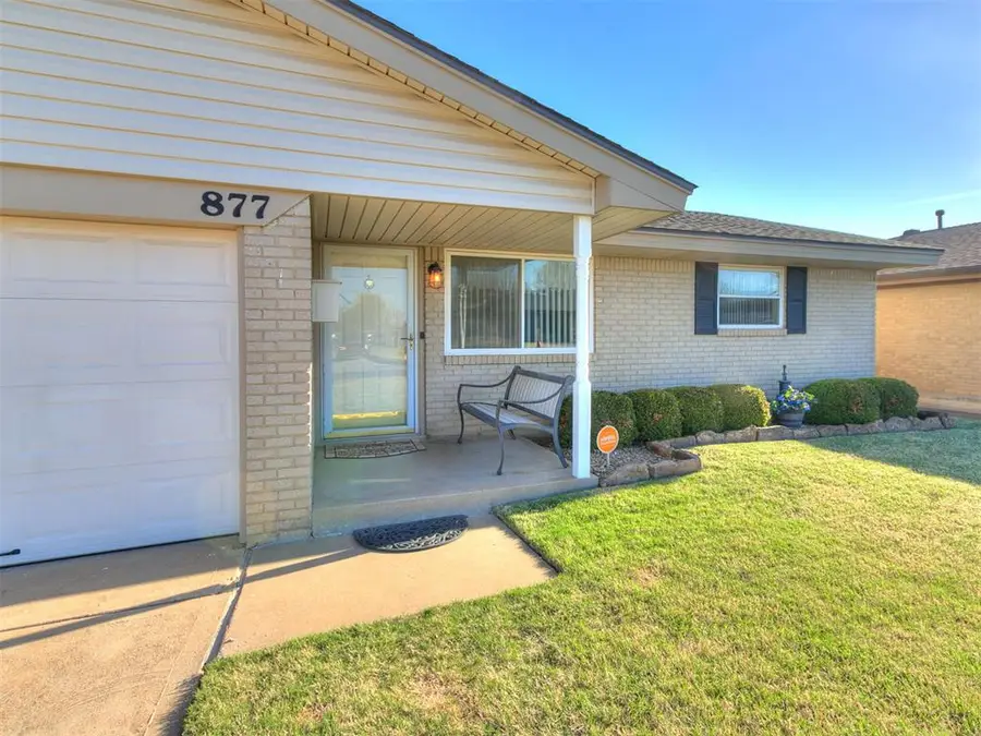 877 NW 14th Street, Moore, OK 73160 - #3