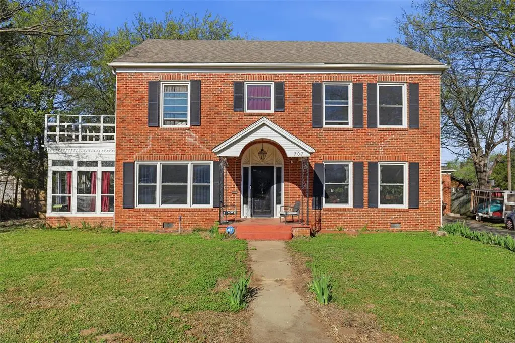 707 S Okfuskee Avenue, Wewoka, OK 74884 - #1