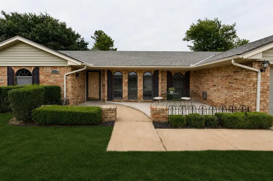5821 NW 90th Street, Oklahoma City, OK 73162 - #2