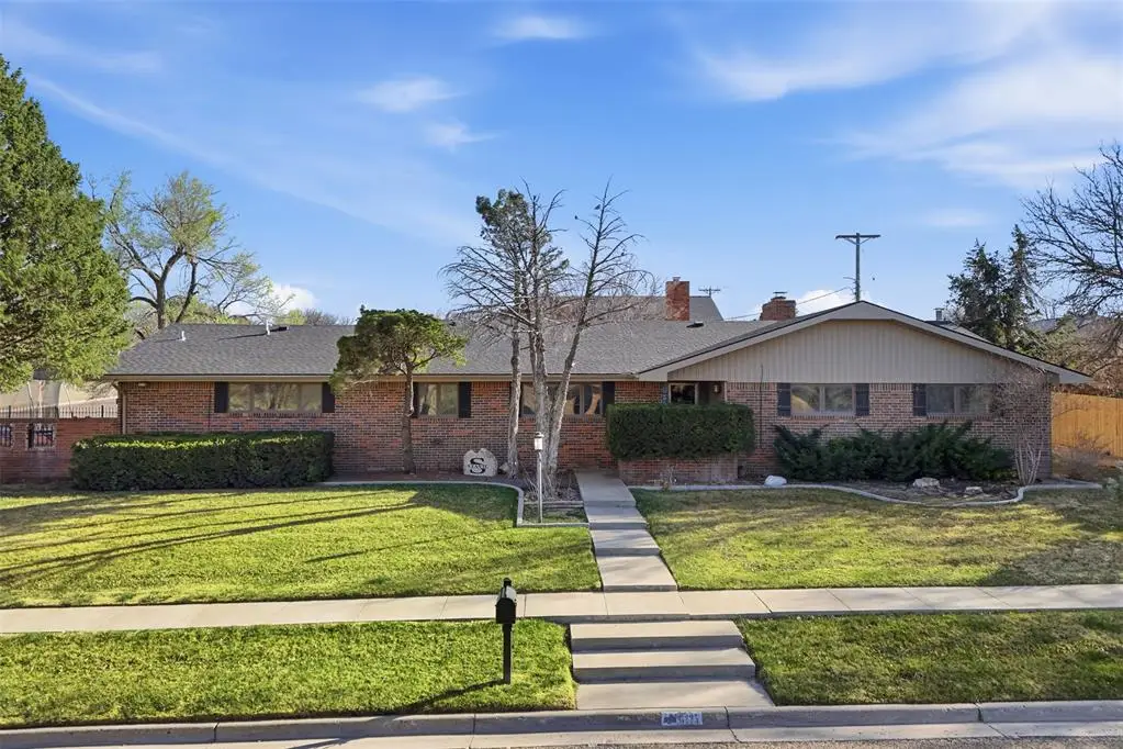 6225 Lakeview Drive, Guymon, OK 73942 - #1