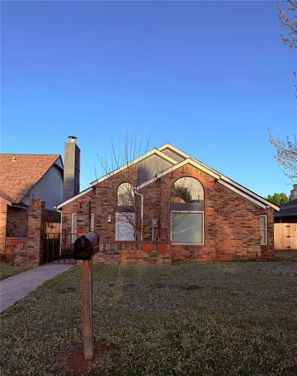 17008 Applebrook Drive, Edmond, OK 73012