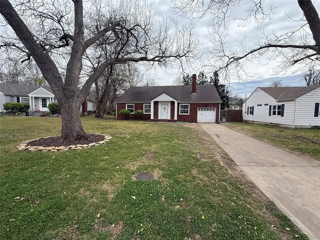 1628 S Dewey Avenue, Bartlesville, OK 74003 - #1