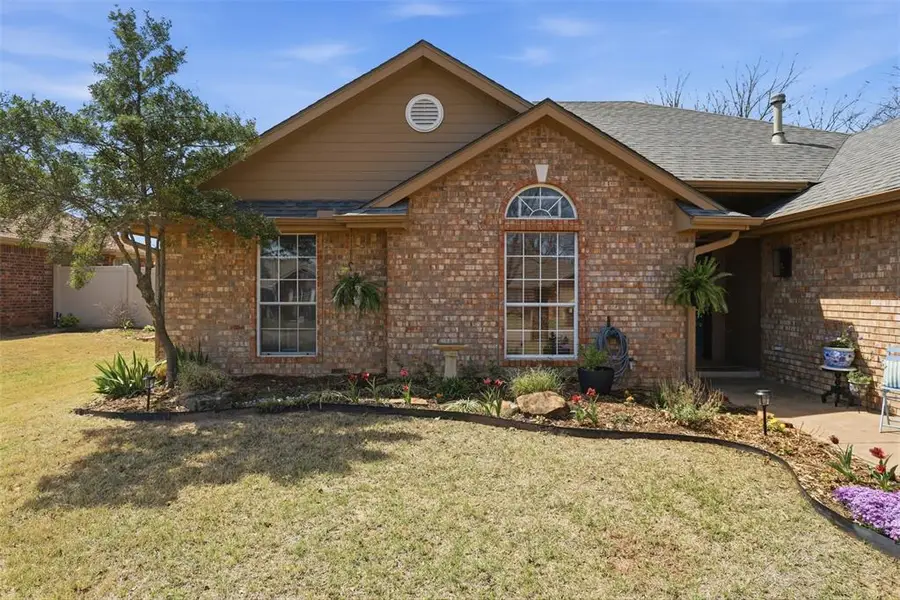 5 Larkins Place, Shawnee, OK 74801 - #3