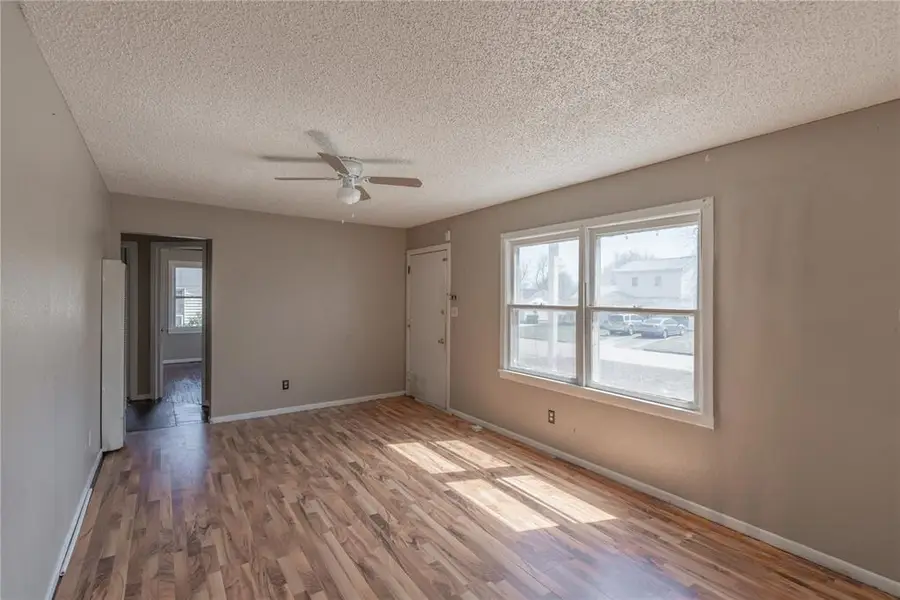 3305 SE 21st Street, Oklahoma City, OK 73115 - #2