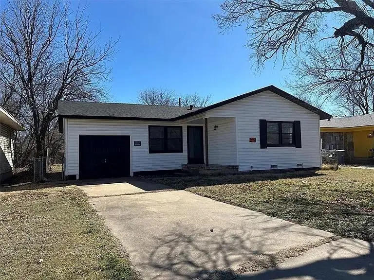 1210 SW 25th Street, Lawton, OK 73505 - #1