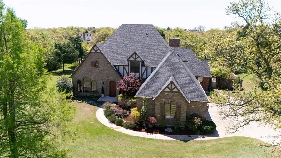 2688 La Belle Rue, Edmond, OK 73034 - #2