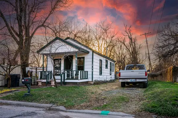 1013 S Barnes Avenue, Oklahoma City, OK 73108