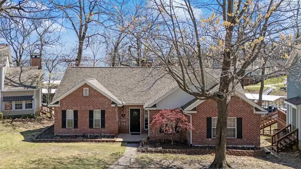 56201 E 285 Road #25, Monkey Island, OK 74331