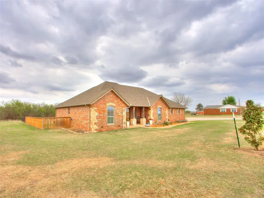 13692 S County Line Road, Cashion, OK 73016 - #2