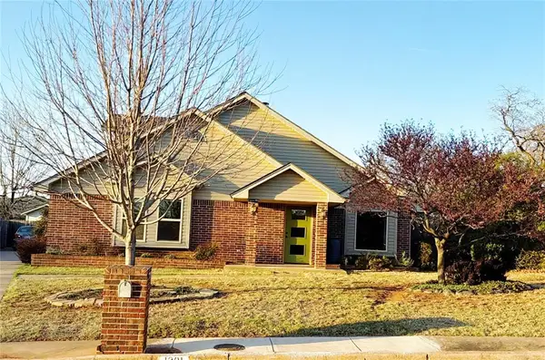 1301 Mockingbird Lane, Edmond, OK 73034