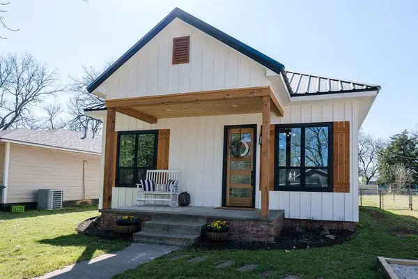 209 Chestnut Street, Pauls Valley, OK 73075