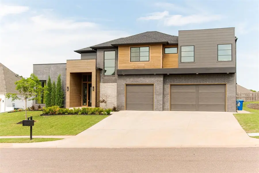 2924 Sandstone Ridge, Edmond, OK 73034 - #3