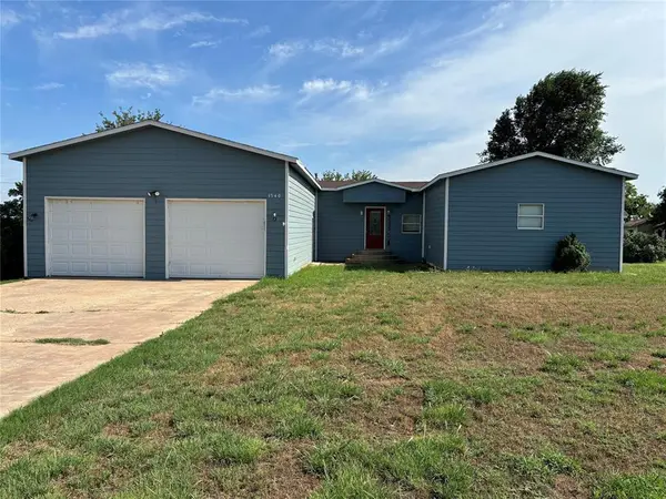 1540 Cross Road, Altus, OK 73521