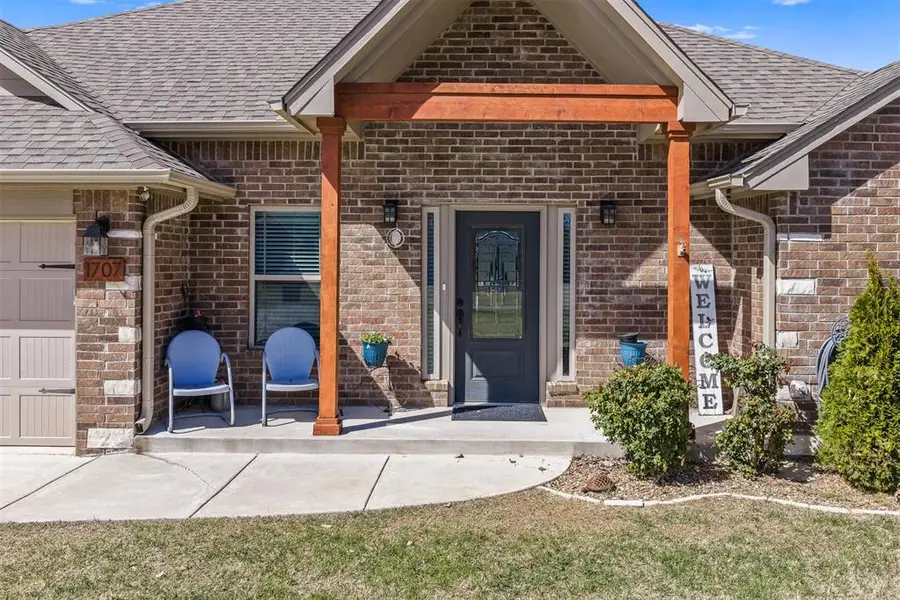 1707 N 4th Avenue, Purcell, OK 73080 - #2