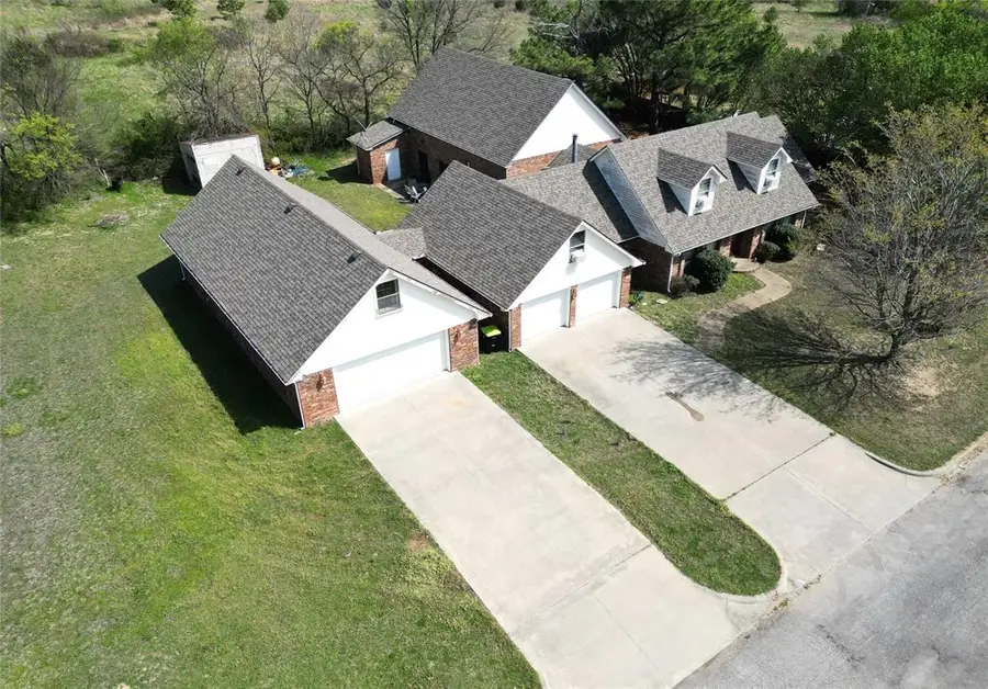 105 Gardenwood Drive, Holdenville, OK 74848 - #3