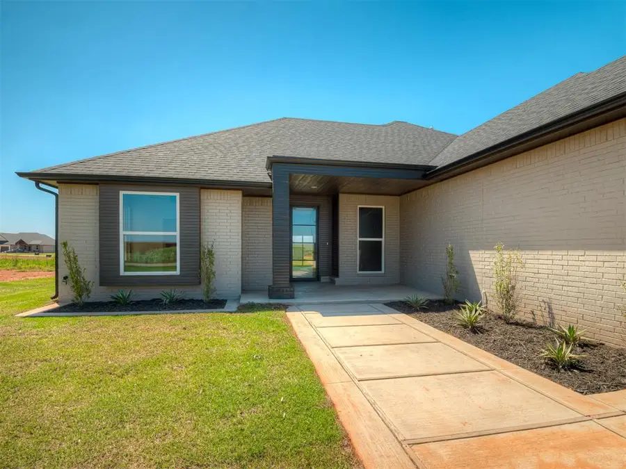 25198 Scarlett Street, Cashion, OK 73016 - #2