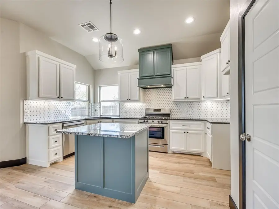 1525 NW 17th Place, Newcastle, OK 73065 - #3