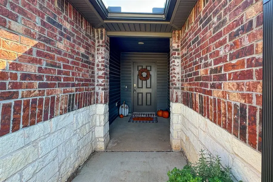 14212 S Babbling Brook Drive, East Canadian, OK 73078 - #2