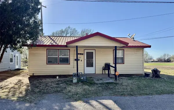 1311 N Dakota Avenue, Mangum, OK 73554