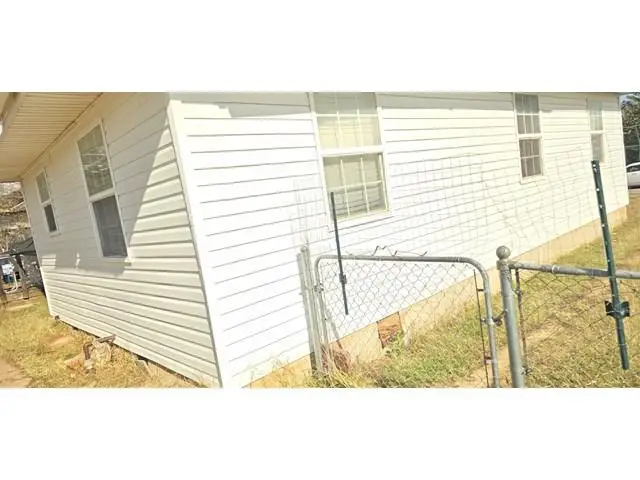 734 NW 32nd Street, Lawton, OK 73505 - #3