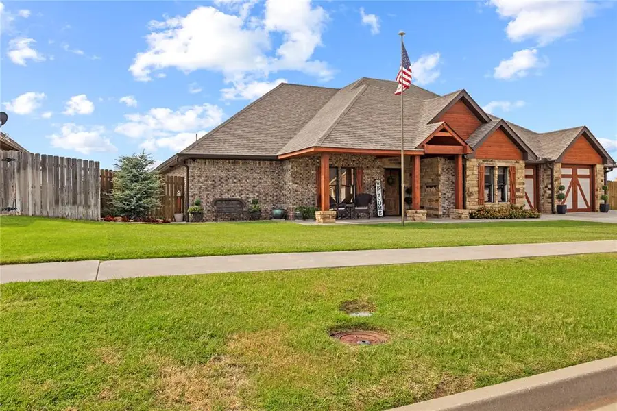 3401 Hogan Drive, Weatherford, OK 73096 - #2