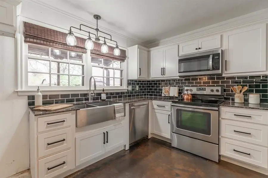 2617 Chaucer Drive, Oklahoma City, OK 73120 - #2