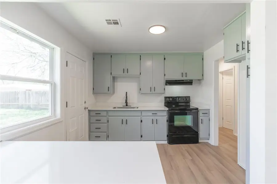 1202 Mark Street, Shawnee, OK 74801 - #3