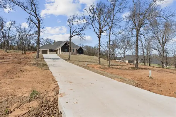 15919 Vernon Circle, Newalla, OK 74857