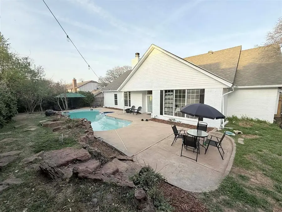 3705 N Windover Drive, Edmond, OK 73013 - #2