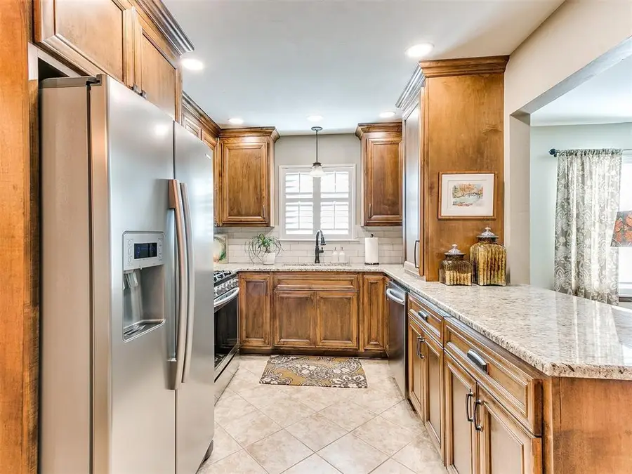 801 Belle Air Avenue, Edmond, OK 73013 - #3