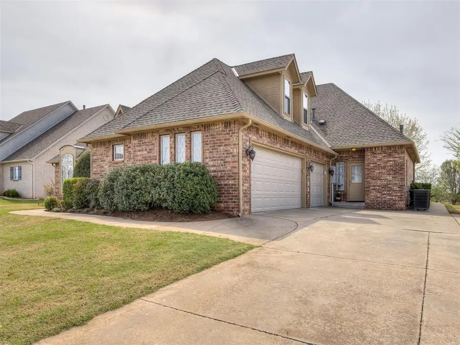 3912 SE 41st Place, Oklahoma City, OK 73165 - #2