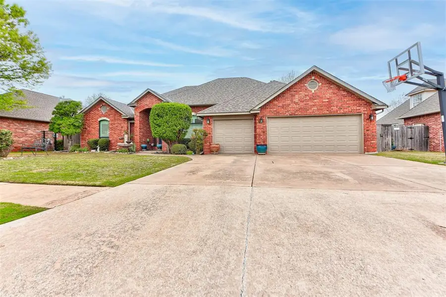 3805 Annalane Drive, Norman, OK 73072 - #3